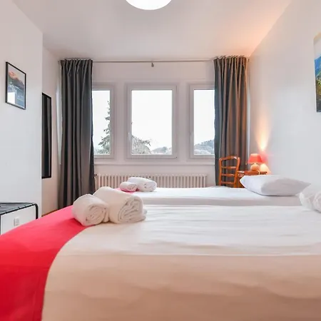 With Balcony Very Close To The Center Apartment